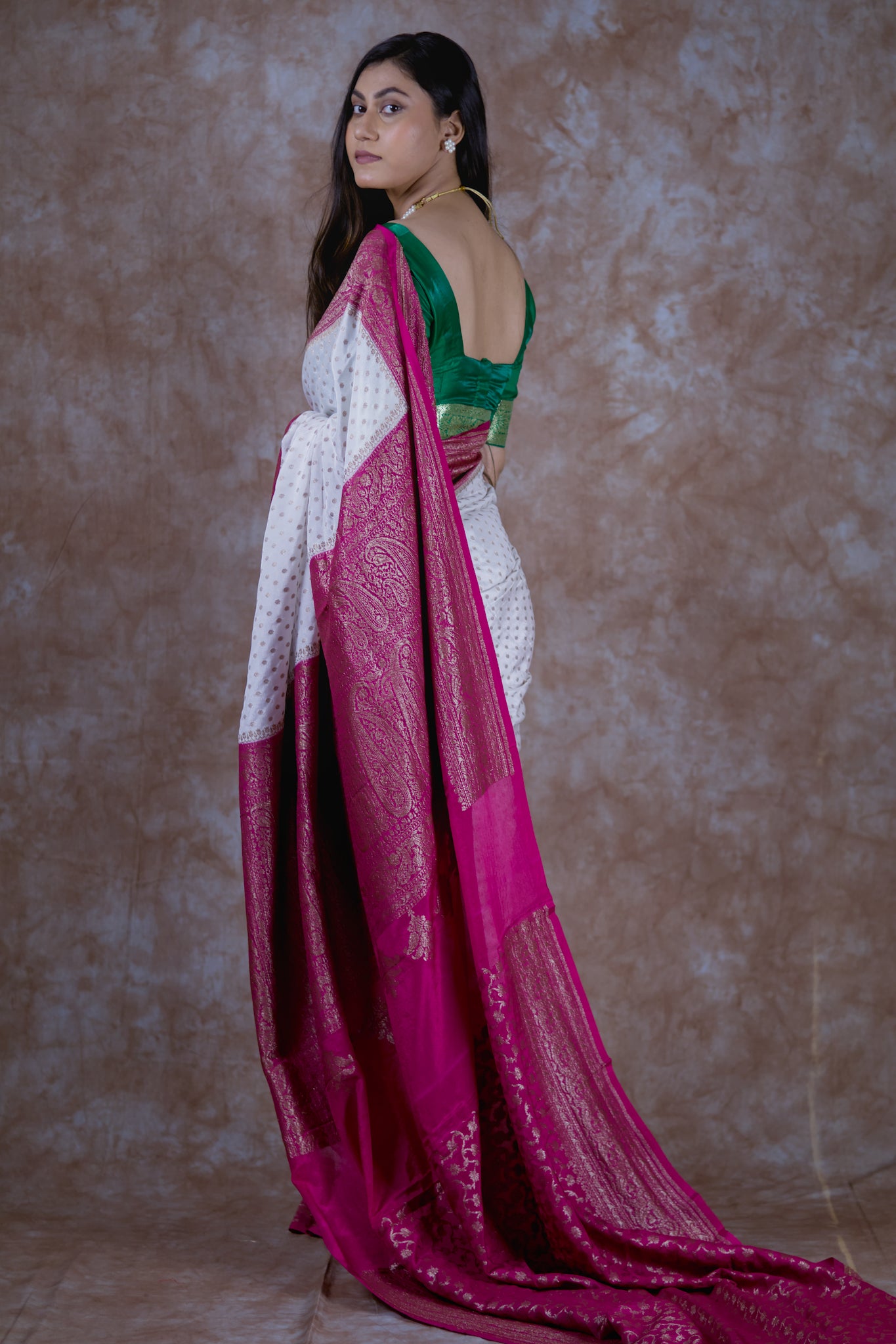 Gulchaand | Pure Crepe Silk Saree